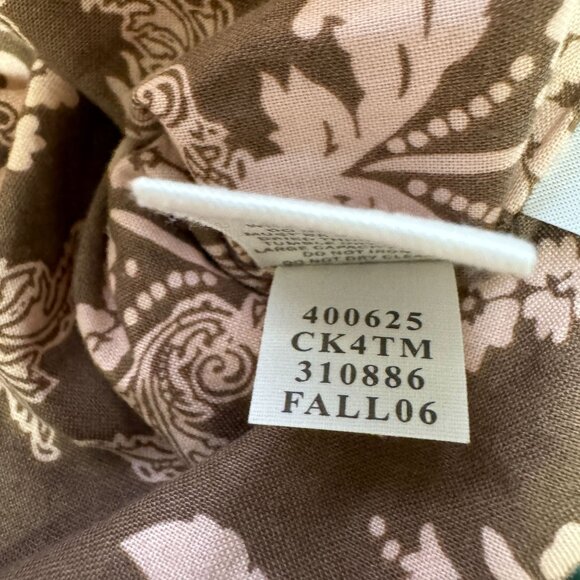 Old Navy Puffer Vest Womens XL Brown Pink Stripes Full Zip Snap Gorpcore Outdoor - Picture 8 of 9